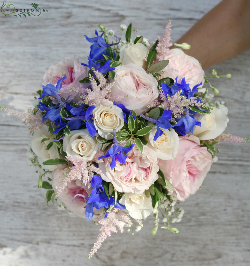 Virágküldés Budapest - menyasszonyi csokor ( david austin rózsa, delphinium, astilbe, rózsa, kék, rózsaszín )
