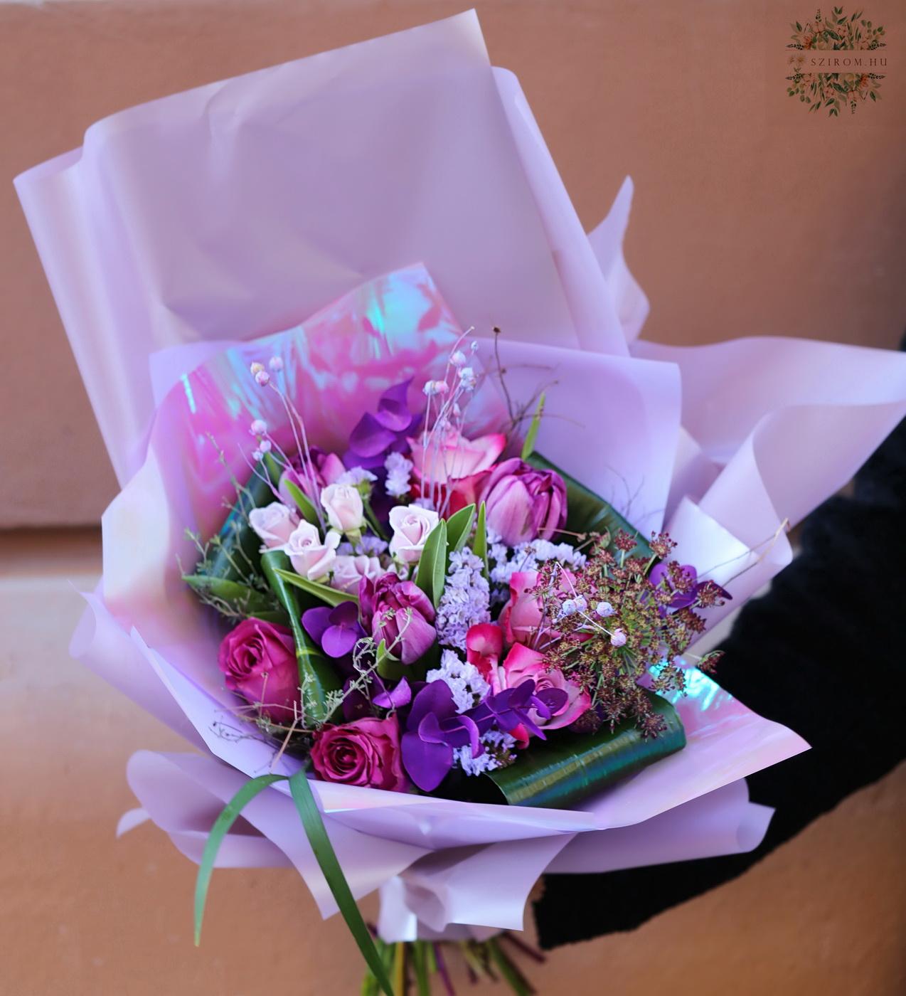 flower delivery Budapest - Purple bouquet with tulips and roses  (12 stems)