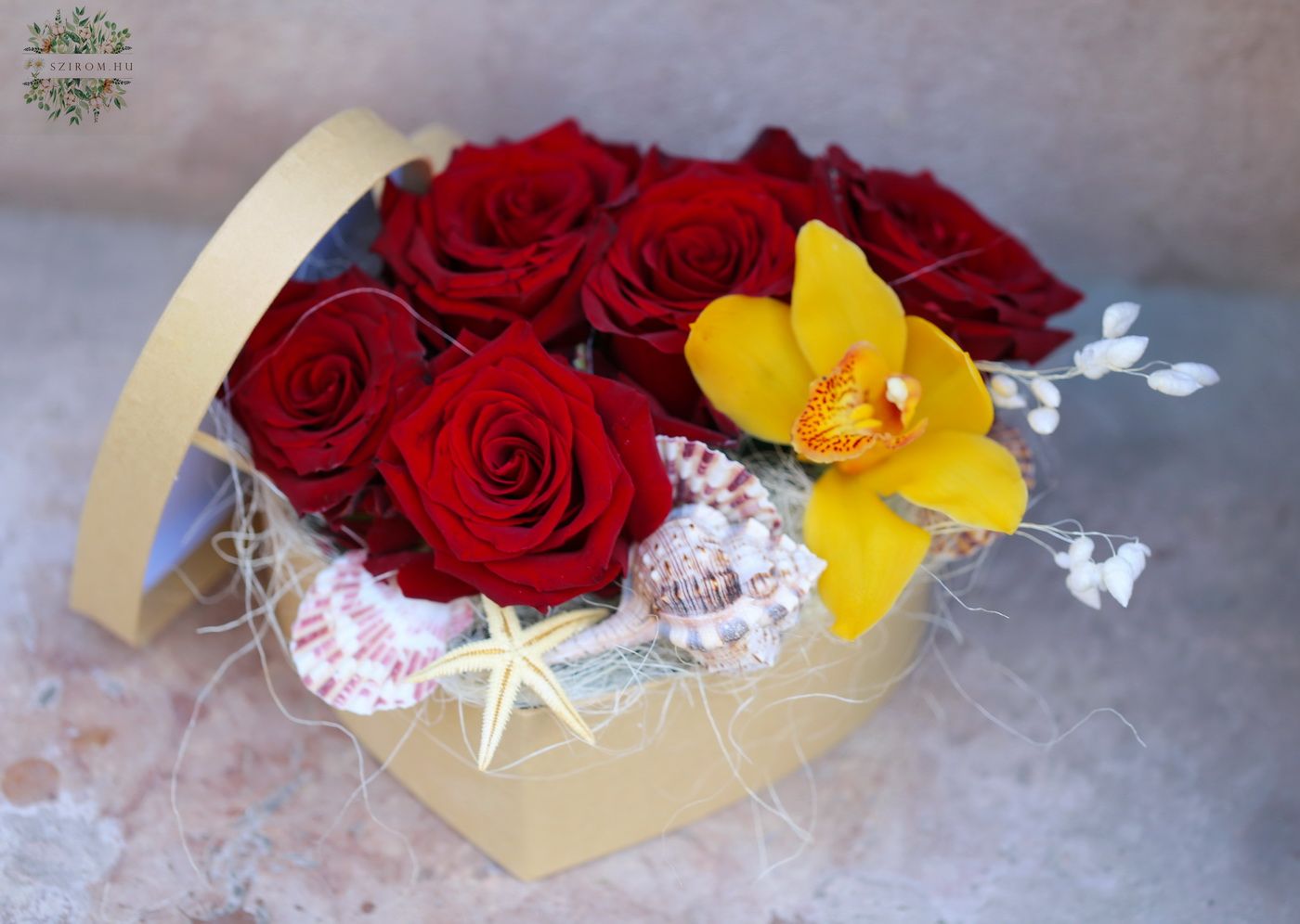 flower delivery Budapest - Summer red rose heart box with seashells and orchid
