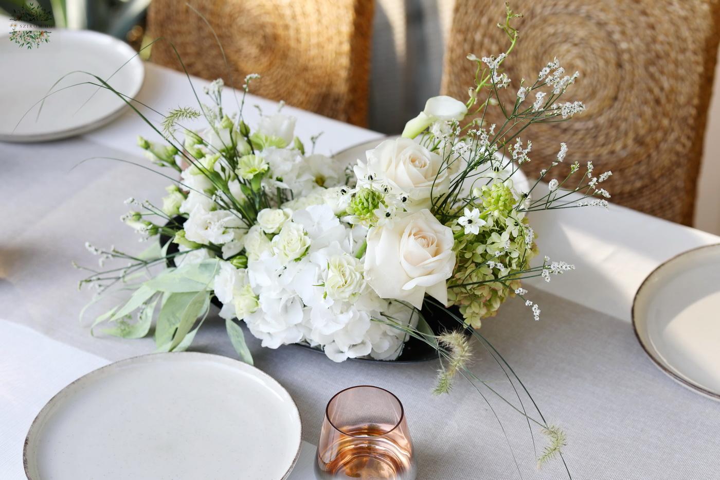 flower delivery Budapest - Small wedding centerpiece in the shape of a crescent moon, on an oval bowl (white, cream, hydrangea, rose, lisianthus, calla ornithogalum)