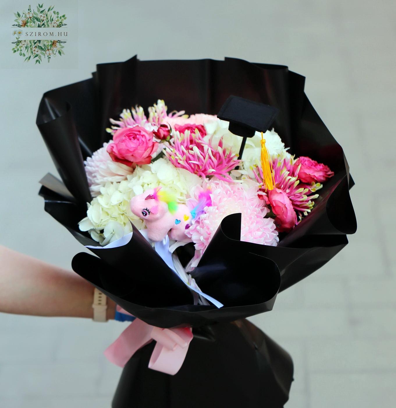 flower delivery Budapest - Graduation bouquet with unicorn, fluffy pink flowers