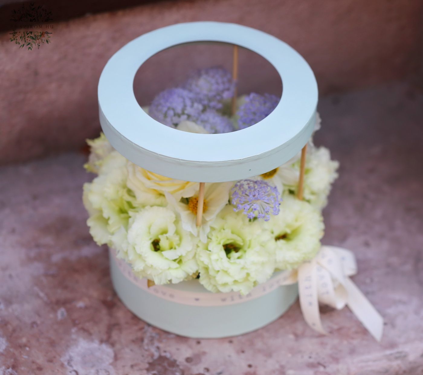Blumenlieferung nach Budapest - Sommer pastell Box