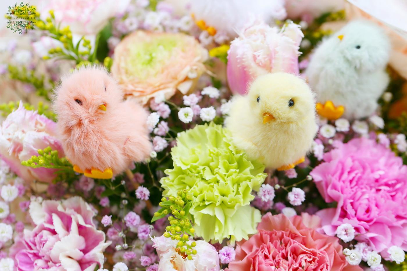 Blumenlieferung nach Budapest - Pastellfarbener Osterkükenstrauß