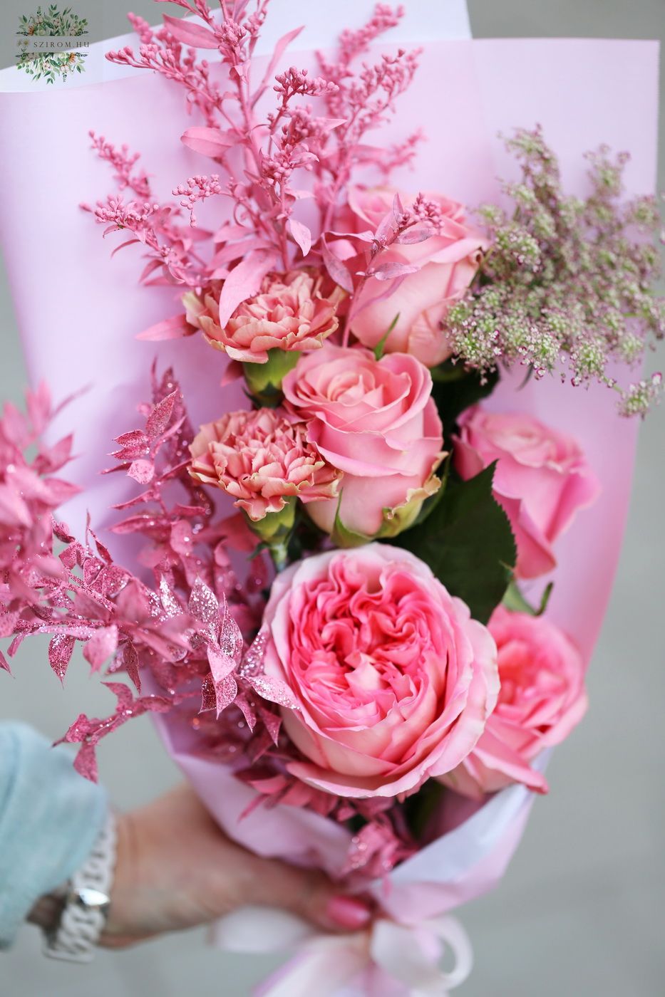 flower delivery Budapest - Pink bouquet with english roses, roses