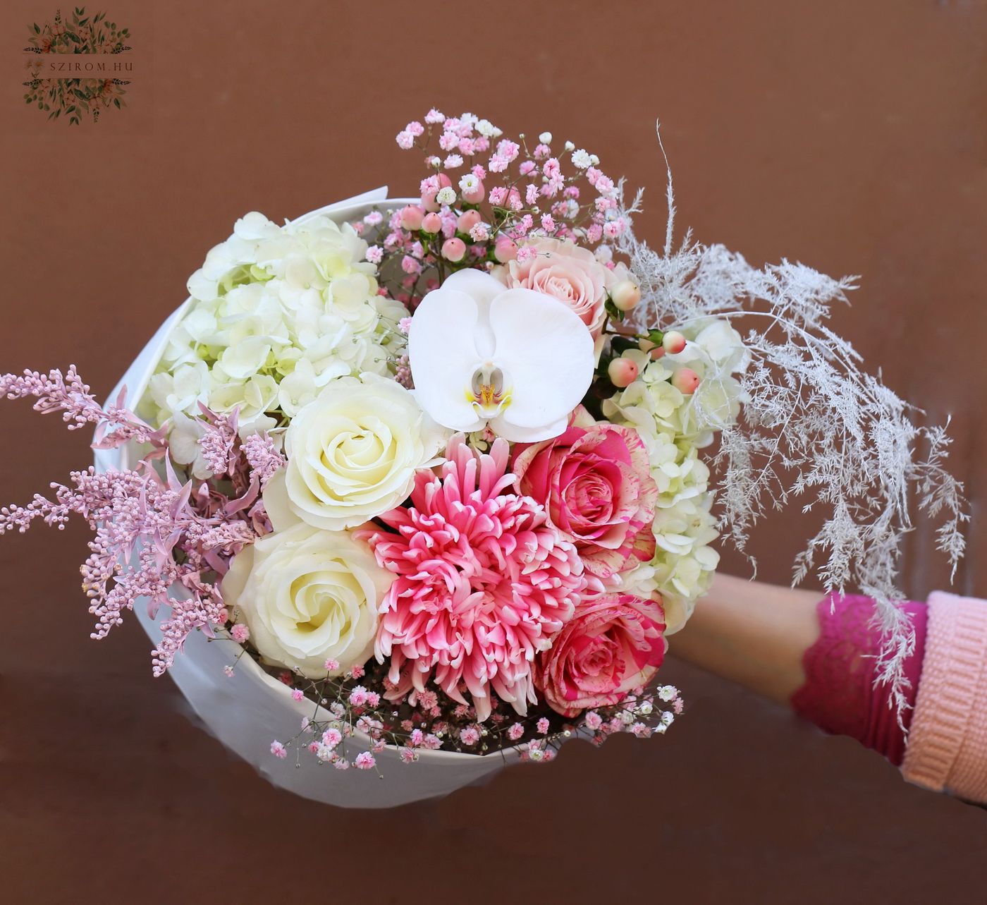 flower delivery Budapest - Pink and white fluffy bouquet with orchid, round paper wrapping
