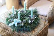 Adventskranz mit lebender Kiefer, Türkis