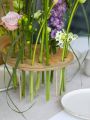Moderne, luftige Hochzeit, Event Tischdekoration, Basis mit Röhrchen (lila, grün, Calla, Rose, Nerine, Rittersporn, Lisianthus)