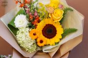 Summer sunray bouquet with yellow roses, sunflower, hydrangea