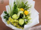 Gelbgrüner moderner Brautstrauß mit Orchidee
