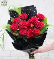 staring red roses ;) (11 roses + small flowers)