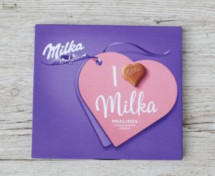 flower delivery Budapest - Milka strawberry creme heart dessert (110g)