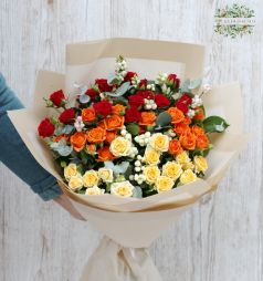 Blumenlieferung nach Budapest - 15 Minirosen mit dekor