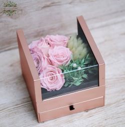 flower delivery Budapest - Forever rose box with drawer