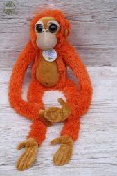 flower delivery Budapest - Plush Bongoland arangutan (50cm)