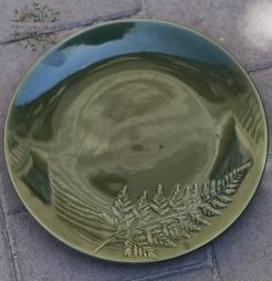 flower delivery Budapest - green leaf decorative plate (28cm)