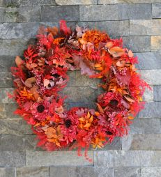 Blumenlieferung nach Budapest - Herbstkranz mit flammende Farben (30cm)