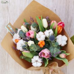 flower delivery Budapest - Vintage tulip bouquet with cotton flowers and small flowers