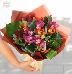 Virágküldés Budapest - Orchidea csokor meleg színekben (10 szál)