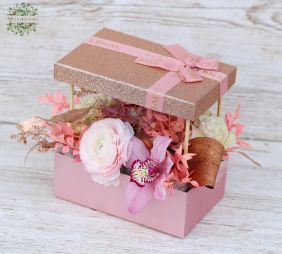 flower delivery Budapest - Sparkling pink flowerbox with orchids, roses