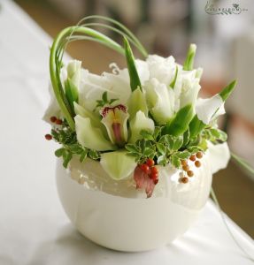 Wedding centerpiece, Hemingway restaurant Budapest (orchid, iris, white, green )