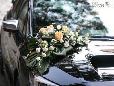 Autodekoration mit Blumen