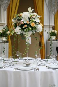 room decoration  (rose, bushy rose, lily, hydrangea, amber, white, peach), wedding