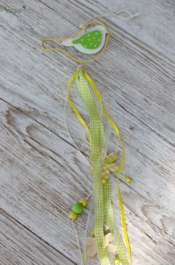 akasztós zöld madárka szalagokkal (50 cm)