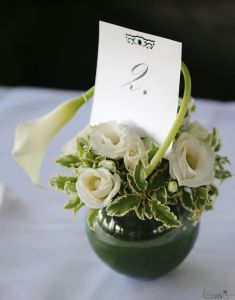Spoon Budapest, table number flower arrangement, white, wedding