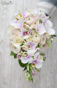 Bridal bouquet (ranunculus, rose, lisianthus, phalanopsis orchid, cream, light pink) winter, spring 