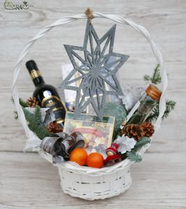 Weihnachtsgeschenkkorb mit Pálinka, Wein, Weihnachtsschokoladen