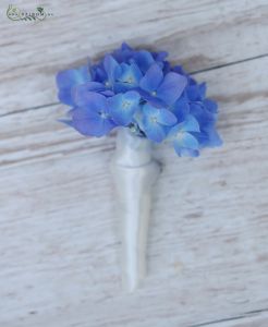 Brooch (hydrangea, blue, white)