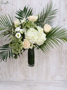 Botanical Centerpiece in vase (hydrangea, rose, lisianthus, palm leafs, white, cream)