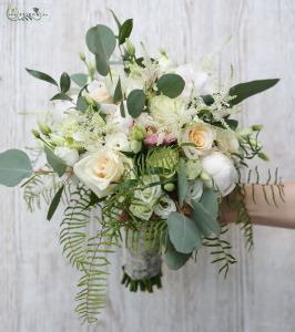 bridal bouquet (rose, Astilbe, paeonia, spray rose, lizianthus, white, creme)