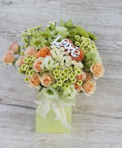 Srauss aus kleinen Blumen mit Papiervase (20 St)