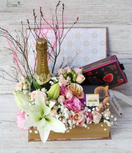 Special flower box with chocolates and champagne
