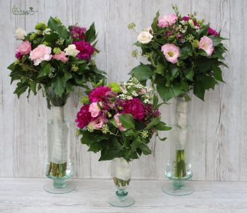 High table decoration in vase 1 db (lisianthus, carnation, pink)