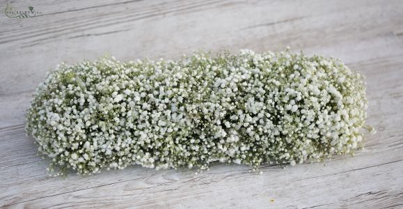Main table centerpiece with babybreath (white)