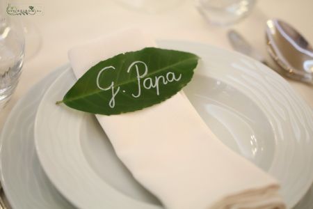 Laurel leaf place card