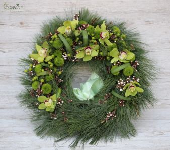 Silk pine wreath with orchid, chrysanthemum, berries (50cm)