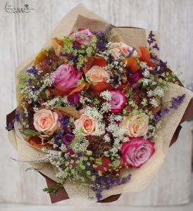 mixed autumn bouquet with roses (30 st)