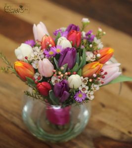 Tulpen mit kleinen Blüten in Glasschale (15 + 6 Stiele)