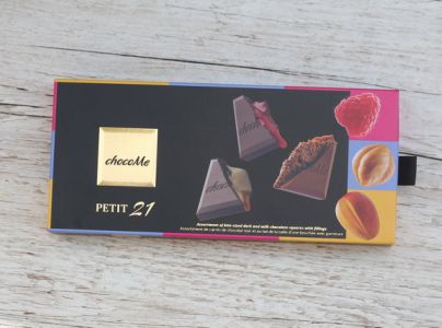  chocoMe Petit 21 Auswahl, Himbeere, Kaffee und Nuss, Mango, 115g