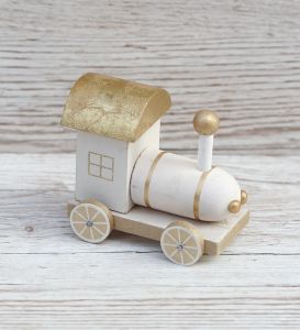 Wooden train 10cm