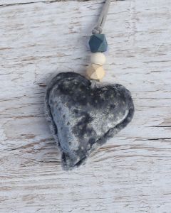 Silky grey heart 8 cm