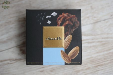 ChocoMe 100g Griffé Almonds with salt, sesame seeds, milk chocolate