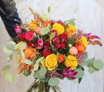 Flaming bouquet (33 stems)