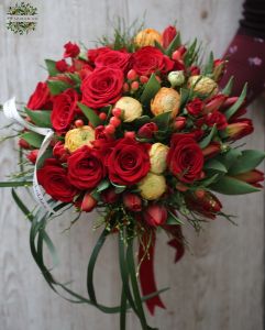 Dream bouquet with red tulips (49 stems)
