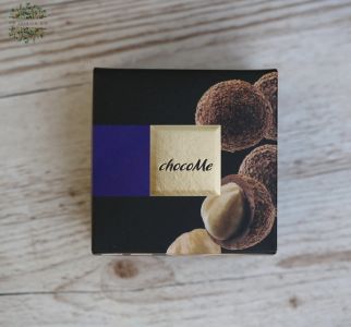 chocoMe Raffinée Piemonte hazelnut coated with hazelnut milk chocolate and ground Ethiopian Harrar coffee
