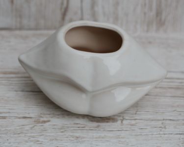 Lippenförmige Designvase