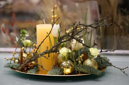 Golden candle arrangement